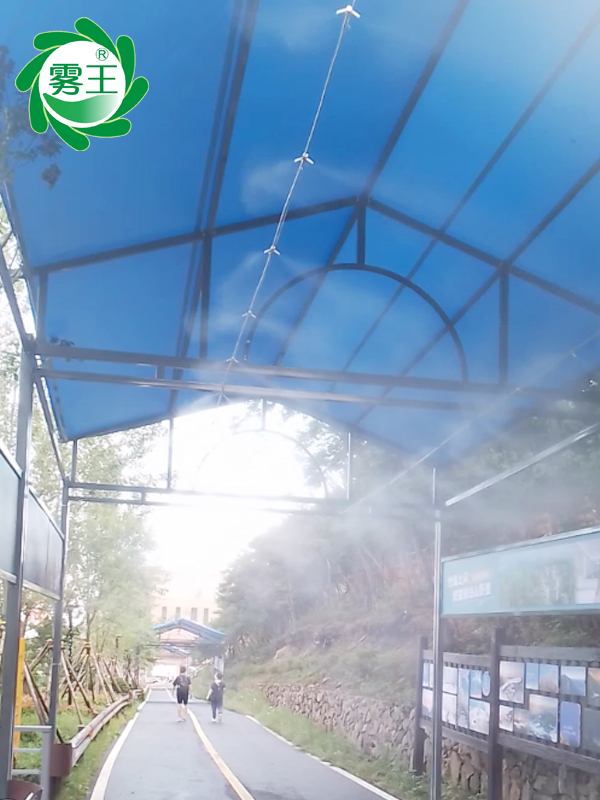 游客點(diǎn)贊不斷—噴霧降溫系統(tǒng)助力云上草原遮陽棚降溫防暑 游客點(diǎn)贊不斷—噴霧降溫系統(tǒng)助力云上草原遮陽棚降溫防暑